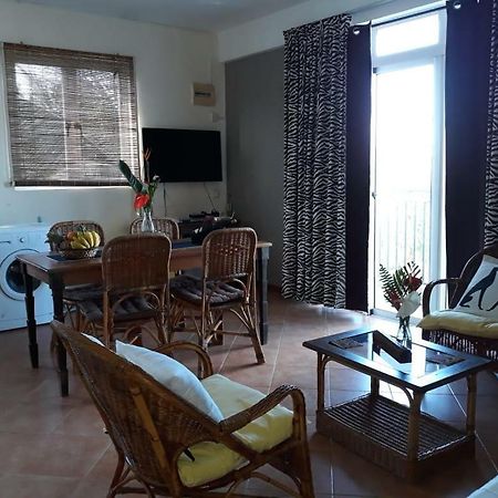 Pereybere Marlin Studio Apartment Pereybere Beach Exterior photo